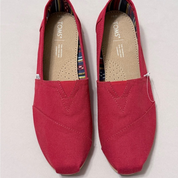 Toms Shoes - TOMS Women's Classic Red Canvas Flats